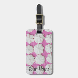 Meringues auf rosa Papiergeschenk Gepäckanhänger