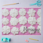 Meringues auf rosa Papiergeschenk Seidenpapier (Basteln)