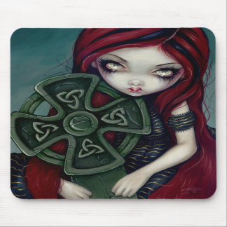 Merkwürdig einsamer gotischer feenhafter Celtic Mousepad