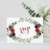 Merlot Navy Blue Floral Bloom Wedding RSVP (Stehend Vorderseite)