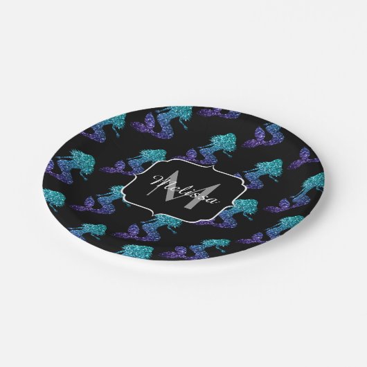 Mermaid aqua blue ombre Glitzern muster Monogram Pappteller (Schrägansicht)