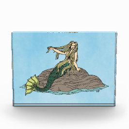 Mermaid auf Steinen Fotoblock