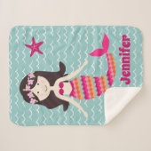 Mermaid auf Waves Pattern Sherpa Throw Sherpadecke (Vorderseite (Horizontal))