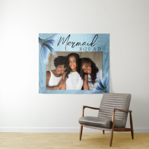 Mermaid Crew Ice Blue Gedämpfte Glamour-Freunde Wandteppich