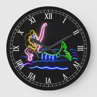 Mermaid in Neon Große Wanduhr
