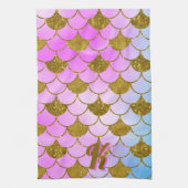 Mermaid Scale Muster Lila Gold Glitzer Initial Geschirrtuch (Vertikal)