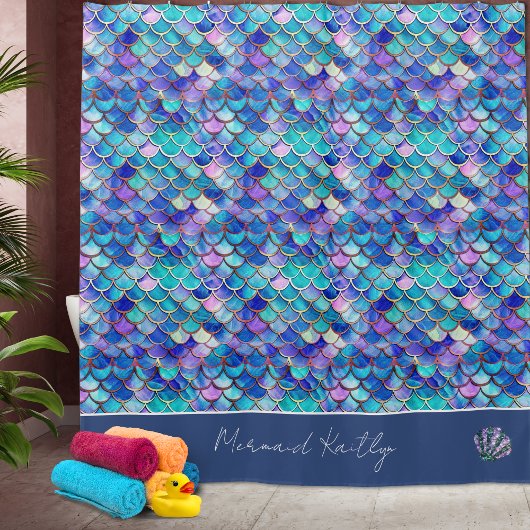 Mermaid Scales Pattern Monogrammed Girls Name Duschvorhang