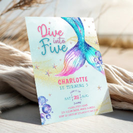 Mermaid Schwanz taucht in 5. Geburtstag Einladung