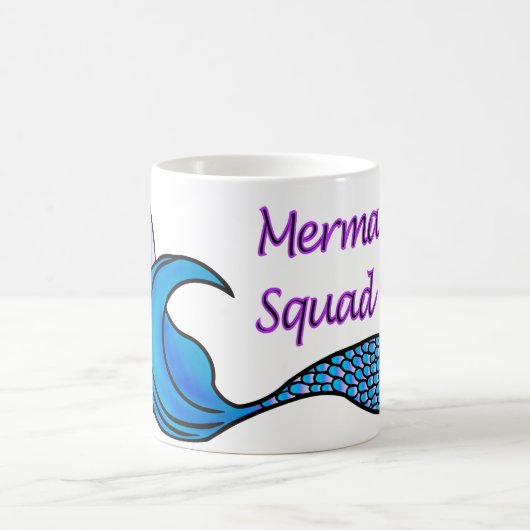 Mermaid-Squad mit blauem Meerjungfrau-Schwanz auf Kaffeetasse (Mittel)