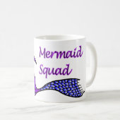 Mermaid-Squad mit lila Meerjungfrau-Schwanz auf ei Kaffeetasse (VorderseiteRechts)