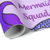Mermaid-Squad mit lila Meerjungfrau-Schwanz Geschenkpapier (Rolleneckpunkt)
