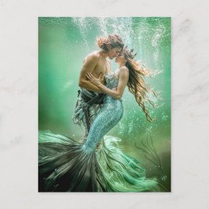 Mermaid und Merman Couple Underwater Embrace Feiertagspostkarte