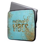 Mermaid Vibes - Gold Glitzer Typografie auf Aquama Laptopschutzhülle (Vorderseite Links)