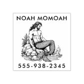 Merman Hunk auf felsigem Schwanz im Meer Wellen Gummistempel (Prägung)