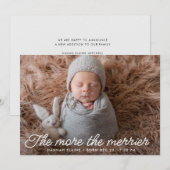 Merrier Script Holiday Birth Announcement Card Ankündigung (Vorne/Hinten)