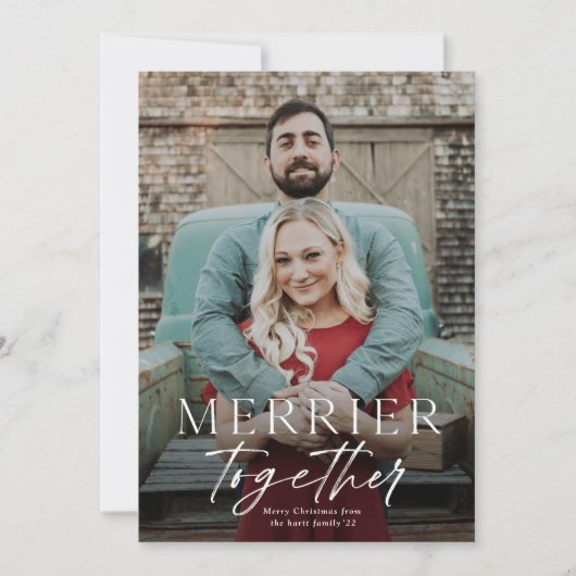 Merrier Together Script Foto Frohe Weihnachten Karte (Vorderseite)