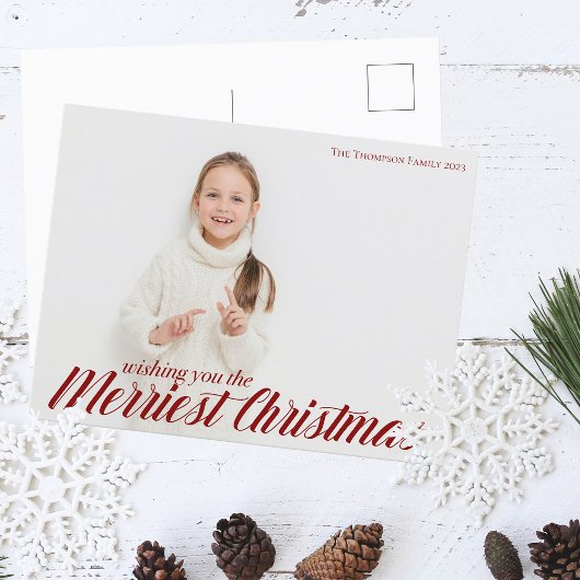 Merriest Christmas Chic Red Script Overlay Foto Postkarte