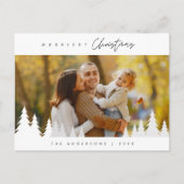 Merriest Christmas Family Photo Outdoor Pine Trees Postkarte (Vorderseite)