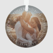 Merrily Ever After Curly Script Weihnachts-Foto Ornament (Rückseite)