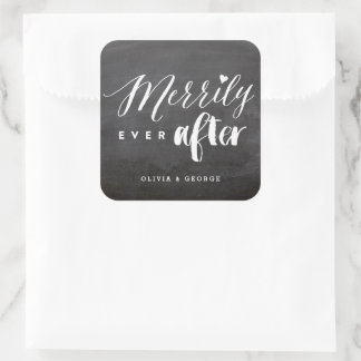 Merrily immer nach Chalkboard Urlaub Hochzeit Quadratischer Aufkleber