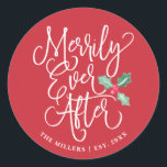 Merrily immer nach Hochzeit | Rot Runder Aufkleber<br><div class="desc">Feierliche,  weiße Schrift Typografie,  die "Merrily Ever After" und unsere handgemalte Aquarellkirche sagt. Ideal für das frisch verheiratete Paar,  um die Umschläge für seine Urlaubskarten,  nur verheiratete Ankündigungen,  Gefälligkeitstaschen,  etc. zu Siegel. Besuchen Sie den Shop,  um die Erholung der Sammlung zu sehen.</div>