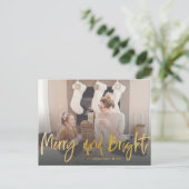 Merry and Bright Gold Script Foto Weihnachten Postkarte (Stehend Vorderseite)