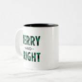 Merry and Bright Modernes Green Buffalo Kariert Zweifarbige Tasse (Vorderseite Links)
