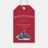 Merry and Bright, Pine Trees Red Holiday Geschenkanhänger (Vorderseite)