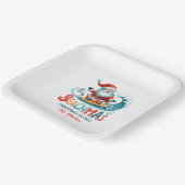 Merry Beachmas Santa Surfing Retro Design Pappteller (Gewinkelt)