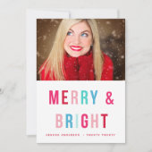 Merry & Bright Bold Letters Holiday Foto Card Einladung (Vorderseite)