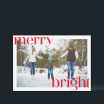 Merry Bright Festive Red Typografy Fun Zwei Foto Feiertagskarte<br><div class="desc">Freuen Sie sich auf den Feiertagsmagneten mit dieser lustigen und festlichen Weihnachtskarte mit fett roter Typografie für die Worte Merry und Bright. Mit zwei Fotos, einem auf jeder Kartenseite, und einer modernen Schrift vereint diese Karte eine fröhliche und trendige Ästhetik. Diese Karte ist ideal, um Ihre Lieblingsmomente mit Lieben zu...</div>