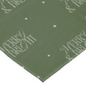 Merry & Bright Green Holiday Tablecloth Tischdecke (Schrägansicht)