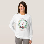 Merry & Bright Greenerity Wreath Monogram Holiday T-Shirt (Vorne ganz)