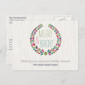 Merry & Bright Modern Woodland Urlaub Postkarte (Vorne/Hinten)