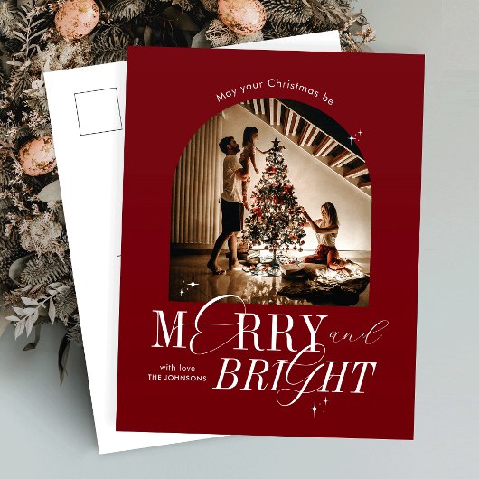 Merry & Bright Red Elegant Script Photo Christmas Feiertagspostkarte