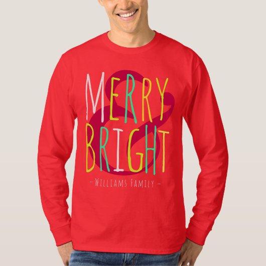 Merry & Bright Red, Green Blue Typografy Holiday T-Shirt (Vorderseite)