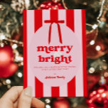 Merry & Bright Rosa Streifen Feiertagskarte<br><div class="desc">Merry & Bright Red Pink Stripes Holiday Card im modernen Retro-Stil</div>