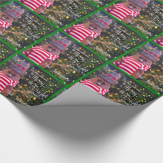 Merry Bright Script Rustic Snowman Niedliches Must Geschenkpapier (Ecke)