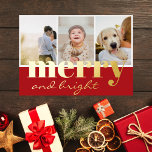 Merry Bright Three Foto Red White Christmas Folien Feiertagskarte<br><div class="desc">Elegante, moderne Weihnachts-Echtgoldfolie-Urlaubskarte mit drei Foto-Collage und Holiday-Gruß in Gold auf dem roten Hintergrund: Fröhlich und hell, in einer Mischung aus klassischer Typografie und schicker, moderner Handschrift. Die Rückseite der Karte hat rote und weiße Streifen und enthält Ihre individuelle Weihnachtsmeldung mit Ihrem Nachnamen und Jahr. Passen Sie diese einzigartige minimalistische...</div>