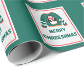 Merry Chreeshmas Penguin Sweater Geschenkpapier (Rolleneckpunkt)