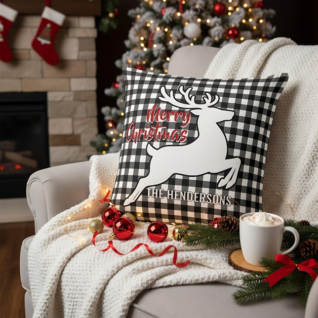Merry Christmas Deer Black & White Plaid Name Thro Kissen (Von Creator hochgeladen)