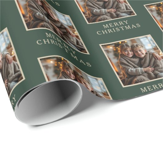 Merry Christmas Green Photo Holiday Geschenkpapier (Rolleneckpunkt)