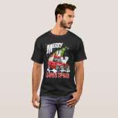 Merry Christmas Three Cats Xmas Tree On Pickup Tru T-Shirt (Vorne ganz)