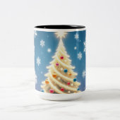 Merry Christmas Tree Holiday Mug – Festive Coffee  Zweifarbige Tasse (Mittel)