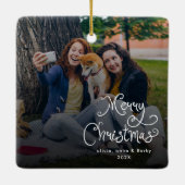 Merry Christmas Whimsical Script Family Photo Dog Keramikornament (Rückseite)