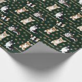 Merry Corgmess - Weihnachts Corgi Muster grün Geschenkpapier (Ecke)