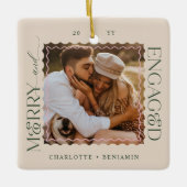 Merry & Engaged Modern Minimal Wavy Photo Keepsake Keramikornament (Vorderseite)