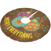 Merry Everthing Holiday Tree Skirt Polyester Weihnachtsbaumdecke (Schrägansicht)