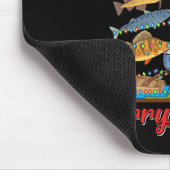 Merry Fishmas Funny Fisher Christmas Tree Fischen Mousepad (Ecke)