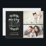 Merry Garland Holiday Christmas Collage 2 Foto Feiertagskarte<br><div class="desc">Stilvolle und festliche Holiday Foto Collage Card mit gestapelter Typografie,  die lautet: "Frohe Weihnachten und glückliches neues Jahr". Personalisieren Sie mit Ihren eigenen Fotos und Texten. Mit unseren exklusiven handbemalten Aquarelllaubern mit roten Beeren. Das ist mit einem trendigen roten Geo-Muster auf der Rückseite für eine besondere Touch.</div>